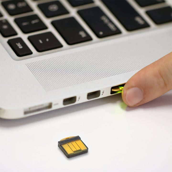 YubiKey 5 Nano